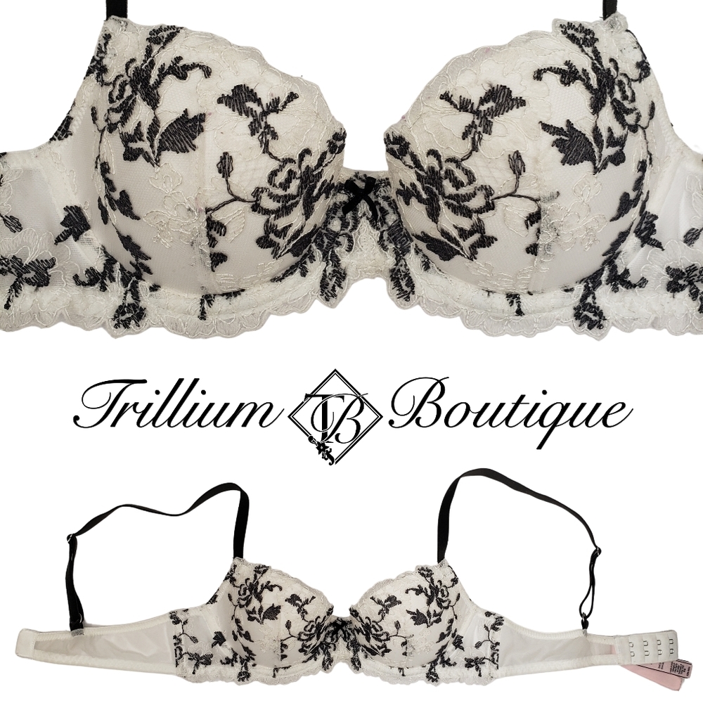 Victoria's Secret Dream Angels Lined Demi Embroidery Bra Black & White 32B